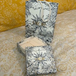 Dior exclusives box and shopping bag